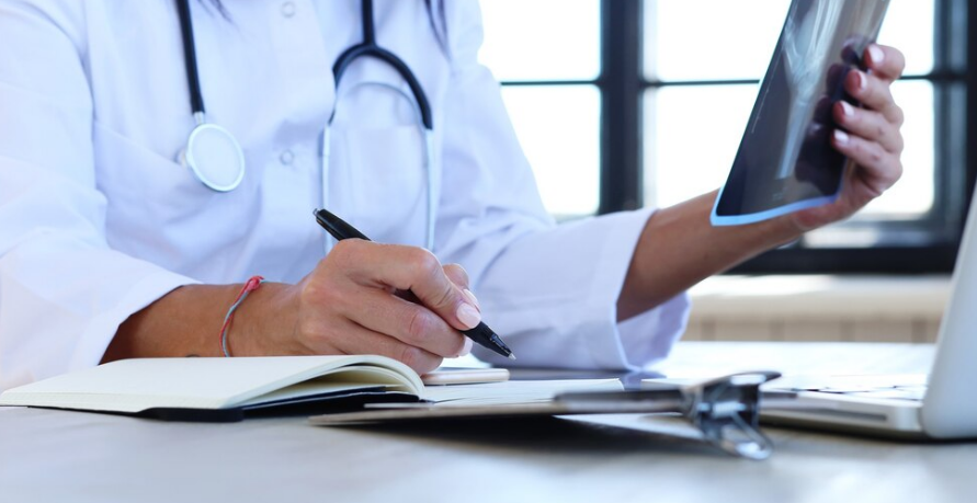 Lawyer for delayed diagnosis claims in Vancouver