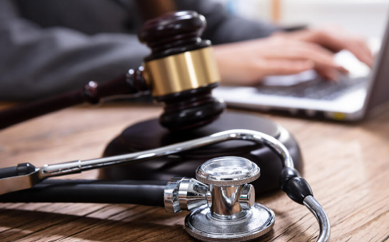 How to Choose the Best Medical Malpractice Attorney for Your Case